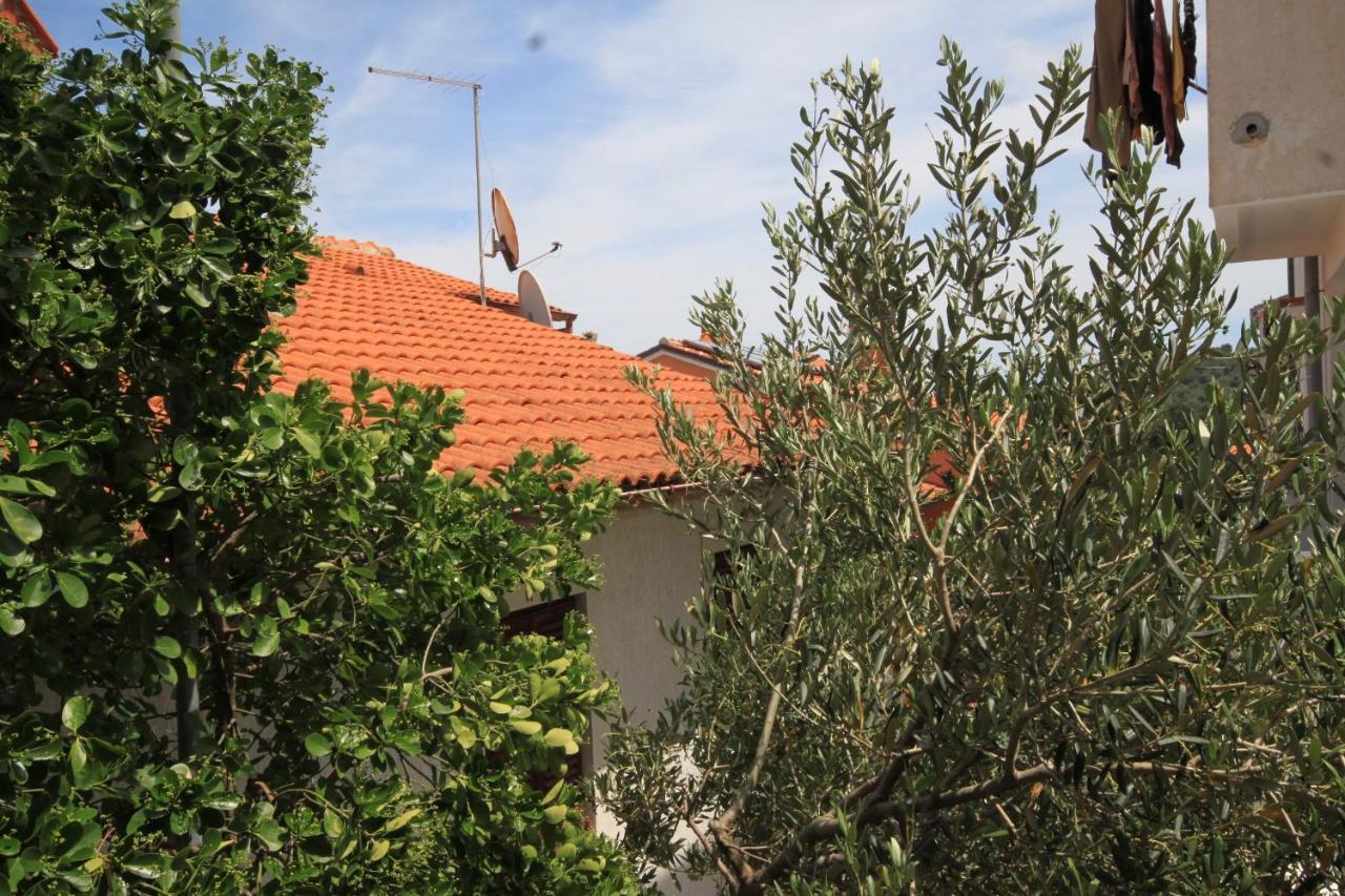 Apartments With A Parking Space Mali Lošinj Kültér fotó